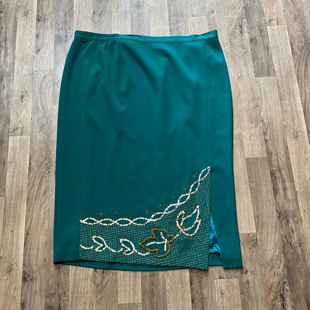 Vintage Davinci Green Embroidered Midi Pencil Skirt 24